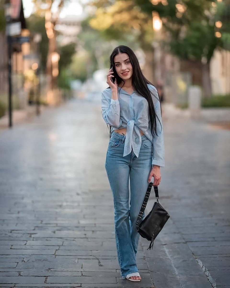 ליזה- בת 25 בחורה פרטית בתל אביב