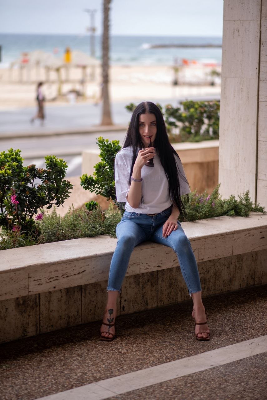 ליזה מושלמת 25 בחורה חמה ומזמינה תל אביב