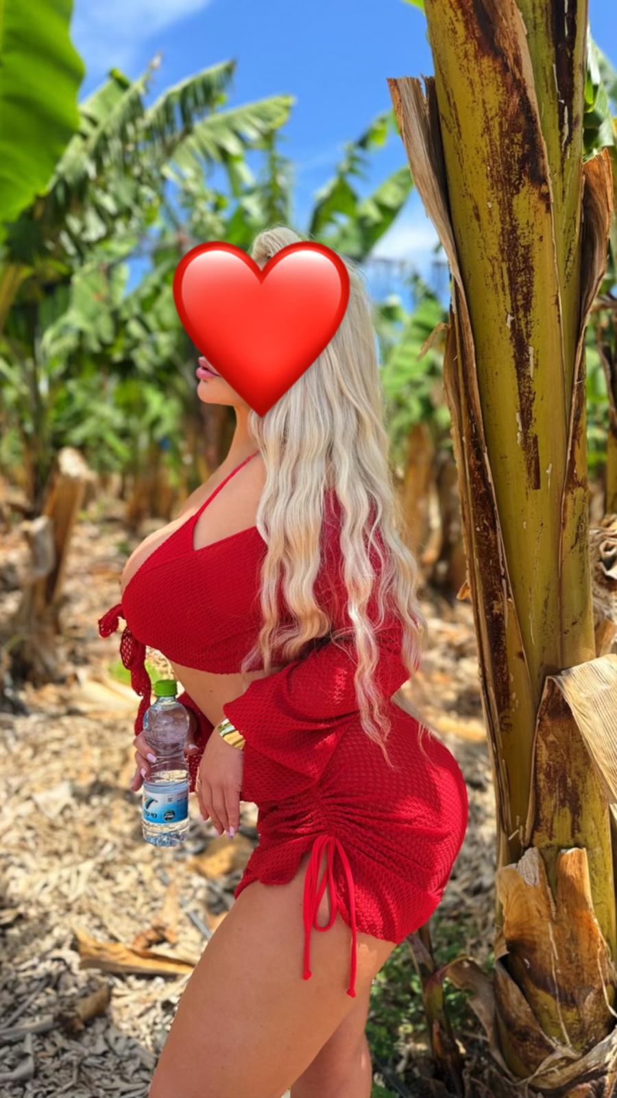 סופיה- חיפה- בלונדה בחורה מיוחדת במינה